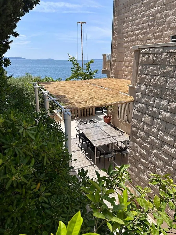 Luxury Seaside Villa With A Classic Mediterranean Olive Garden, A Fully Equipped Professional Kitchen, Pool, Sauna, Padle Boards And Canoe - Miolin Beach House Trogir