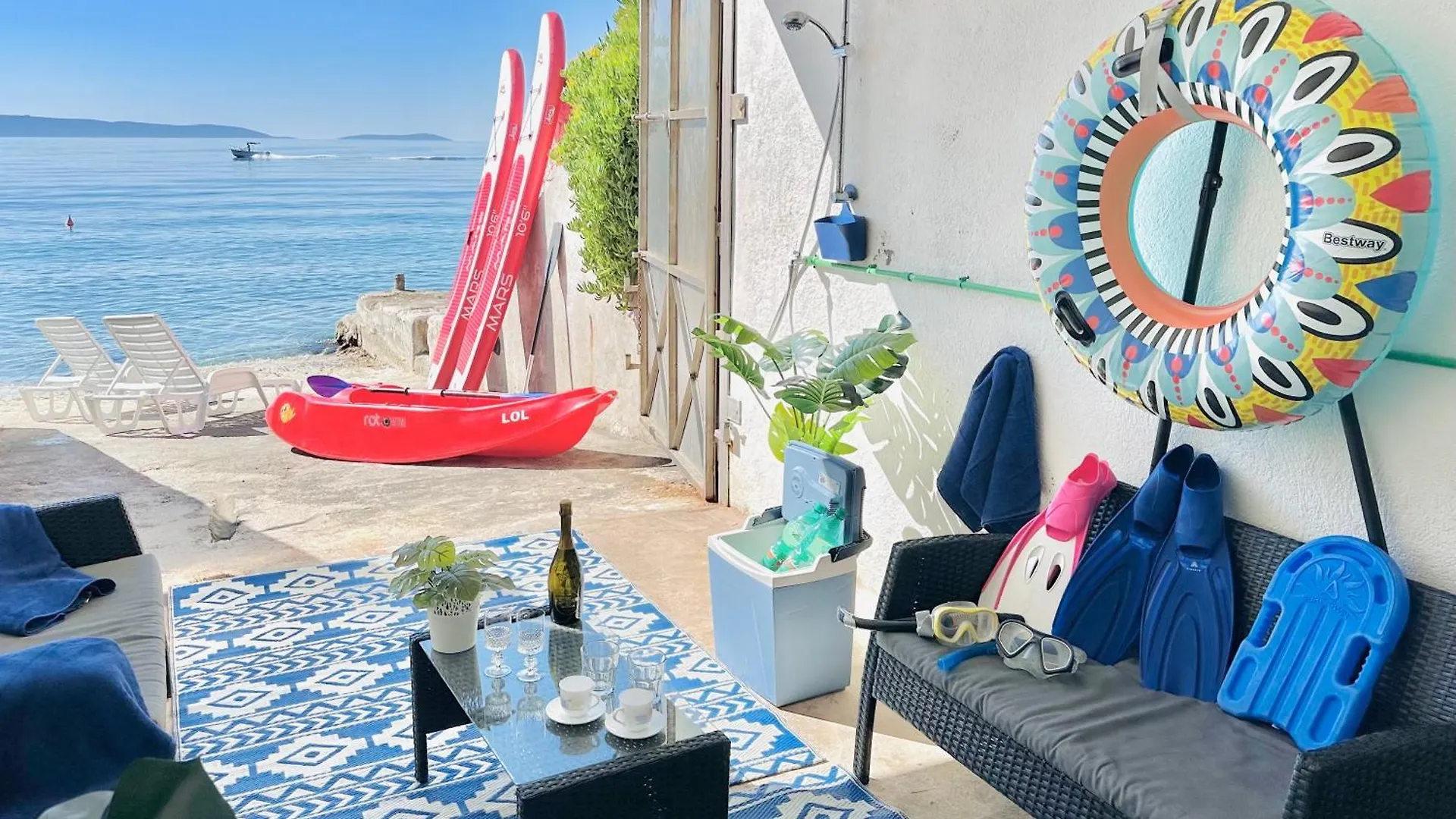 Luxury Seaside Villa With A Classic Mediterranean Olive Garden, A Fully Equipped Professional Kitchen, Pool, Sauna, Padle Boards And Canoe - Miolin Beach House Trogir